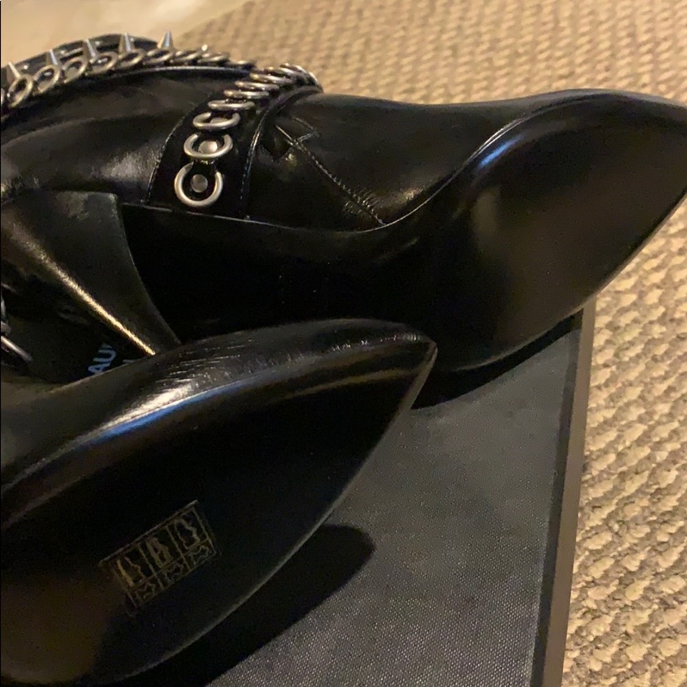 SOLD | BRAND NEW | Saint Laurent Buckle Ankle - Picture 5 of 6